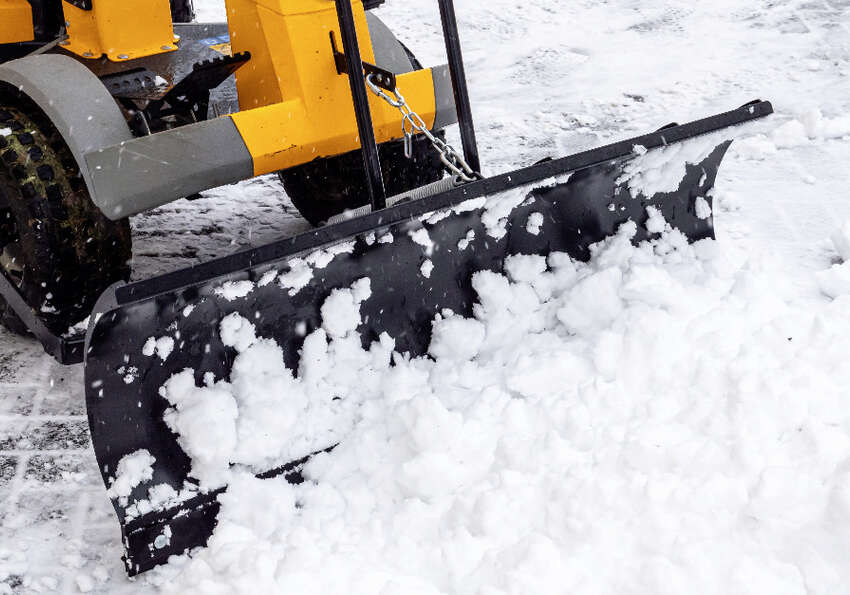 Winterdienst mit dem Traktor: Was ist zu beachten?