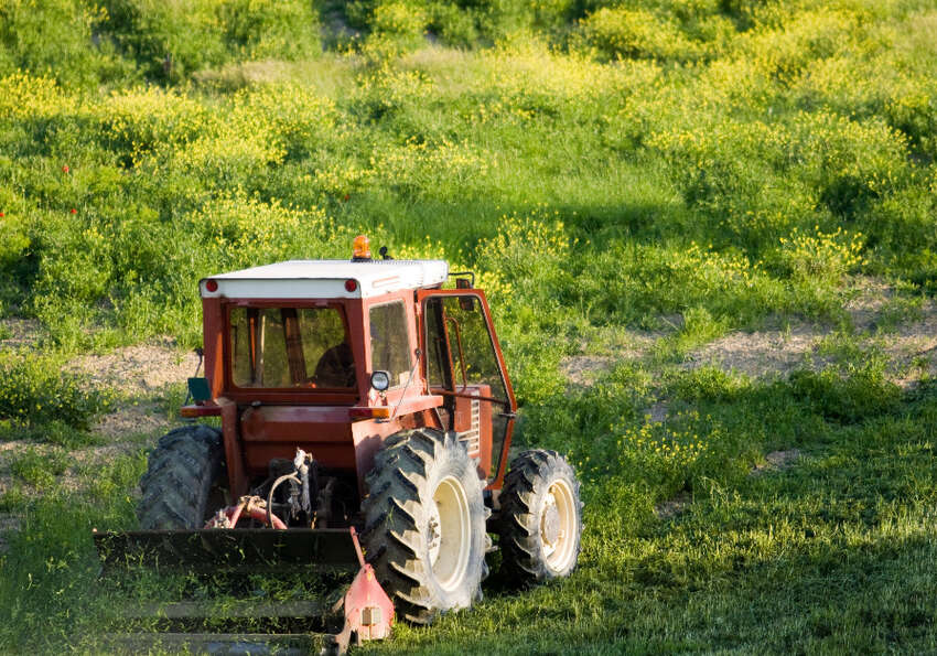 Trattore agricolo